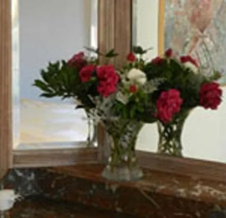 A La Reine Bed & Breakfast *
