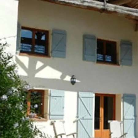 Bed & Breakfast A La Reine Monbequi
